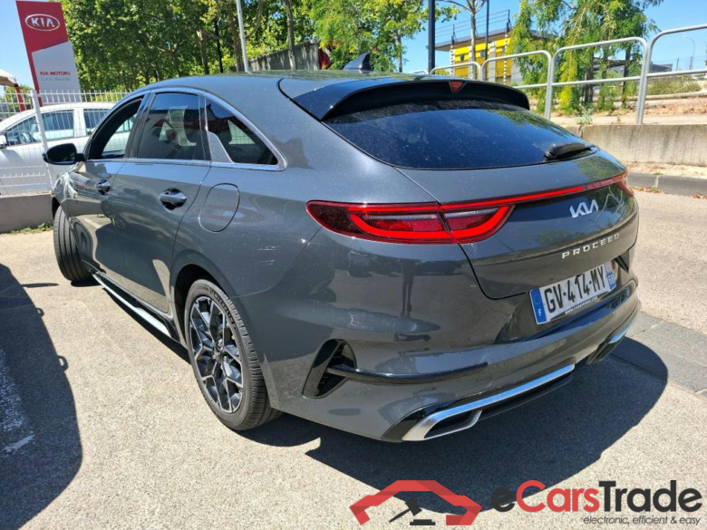 KIA ProCeed / 2021 / 5P / Break 1.5 T-GDI 160 ISG GT LINE BUSINESS DCT7 #4