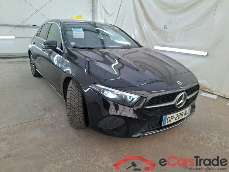 MERCEDES-BENZ Classe A Compact / 2022 / 5P / Berline A 200 Business Line 7G-DCT #4