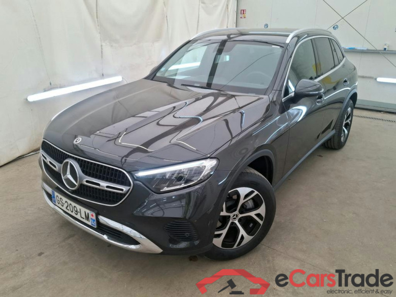 MERCEDES-BENZ GLC / 2022 / 5P / SUV GLC 300 e Business Line 4MATIC