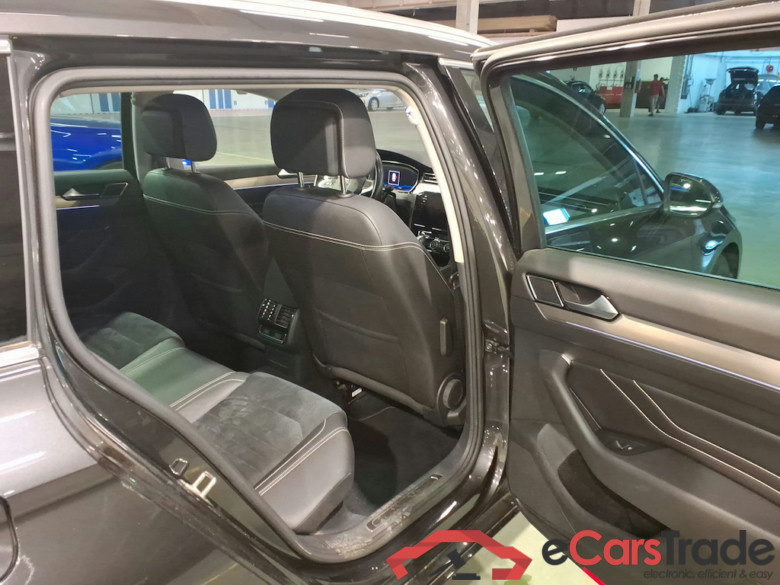 VOLKSWAGEN PASSAT VARIANT - 2019 1.5 TSI Elegance Business OPF DSG #5