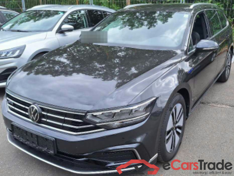 Passat Variant GTE 1.4 TSI 160KW AT6 E6d #1