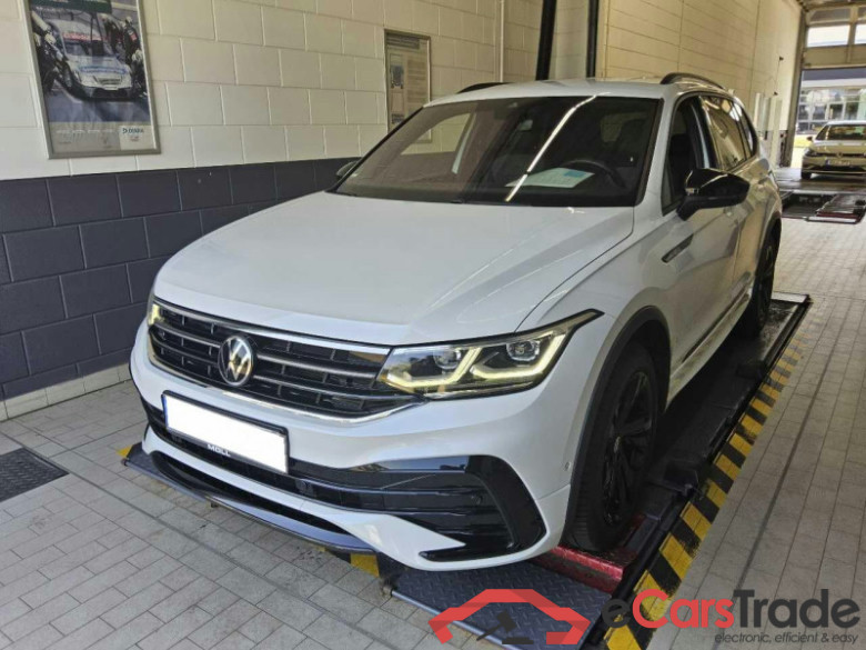 Volkswagen Tiguan Allspace (BJ2)(05.2021->2024) DE - SUV5 2.0 TSI EU6d, 4Motion R-Line OPF, (Facelift) 2021 - 2024 #1