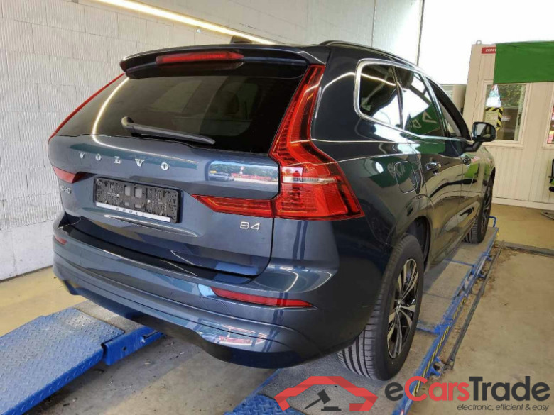Volvo XC60 (03.2017->) DE - SUV5 B4 (Benzin) 2WD EU6d, Momentum Pro Mild-Hybrid, (Facelift) 2021 - 2022 #3