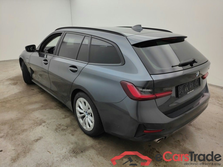 BMW 320e Plug-In Hybrid Aut. LED LC-Pro Hi-Fi Navi 1/2 Sport-Leather KeylessGo Camera Klima PDC ... #4