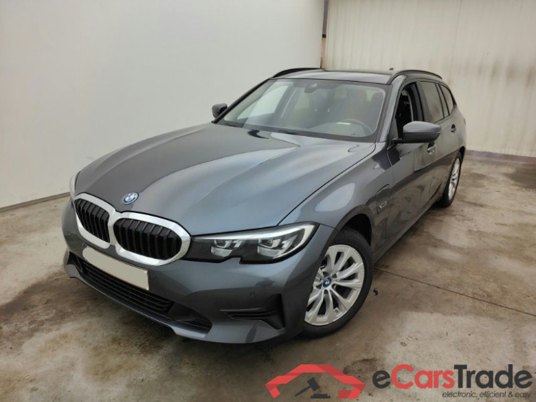 BMW 320e Plug-In Hybrid Aut. LED LC-Pro Hi-Fi Navi 1/2 Sport-Leather KeylessGo Camera Klima PDC ...