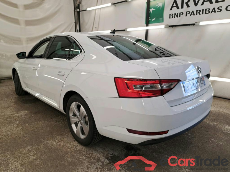 SKODA Superb / 2019 / 5P / Berline 1.4 TSI PHEV 218ch DSG6 Business #2