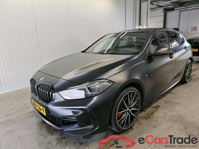 BMW 1-serie 118i Executive #1