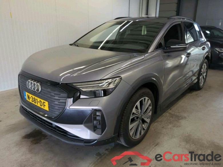 AUDI Q4 e-tron 35 L ed. Adv. 55 kWh #1