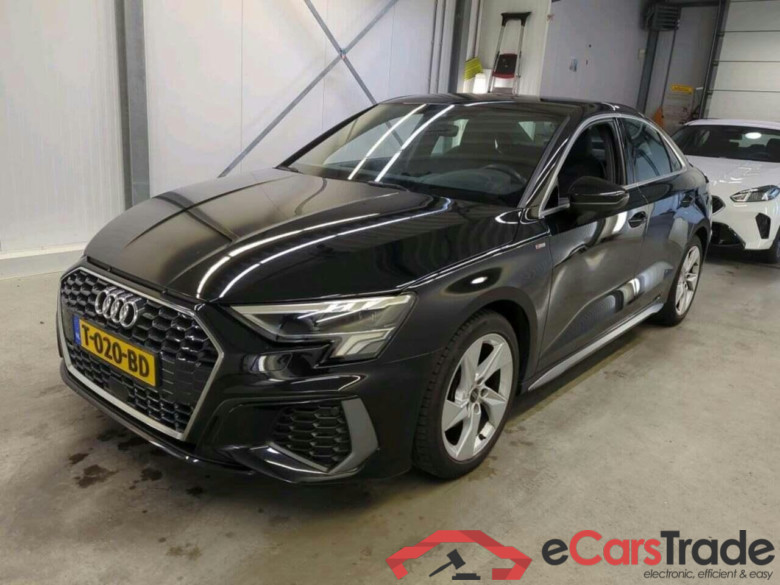 AUDI A3 Limousine 30 TFSI S edition