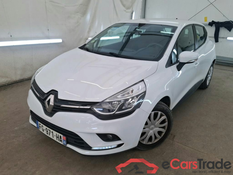 Clio IV Air MediaNav 1.5 dCi 75CV BVM5 E6 #1