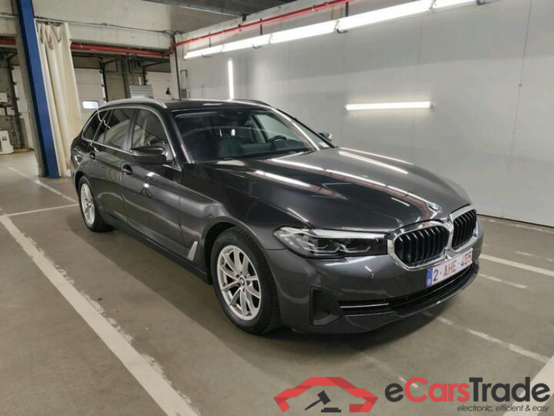 BMW 518d Touring Aut. LED LC-Pro Navi-Pro Ambient Leather KeylessGo Camera Klima PDC ... #2