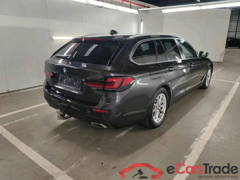 BMW 518d Touring Aut. LED LC-Pro Navi-Pro Ambient Leather KeylessGo Camera Klima PDC ... #3