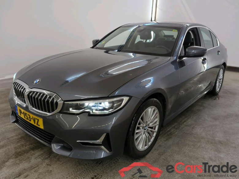 BMW 3 Serie Sedan 318dA Business Edition Plus 4d + Pano