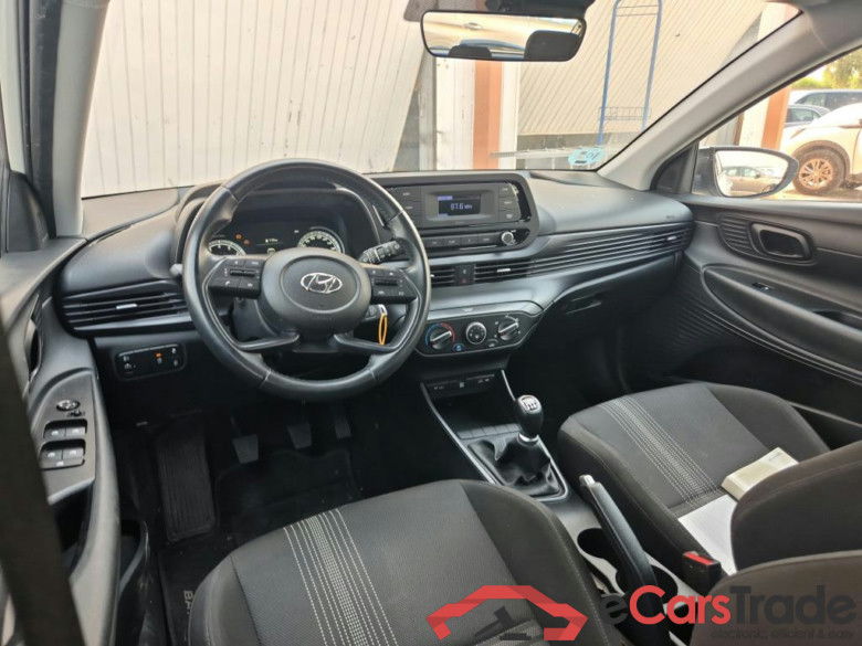 HYUNDAI Bayon / 2021 / 5P / todoterreno 1.2 MPI Essence #3
