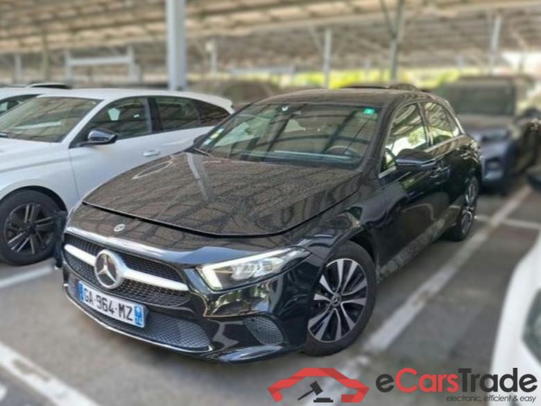 Mercedes A 180d Aut. LED Widescreen Navi 1/2 Sport-Leather KeylessGo Camera Klima PDC ...