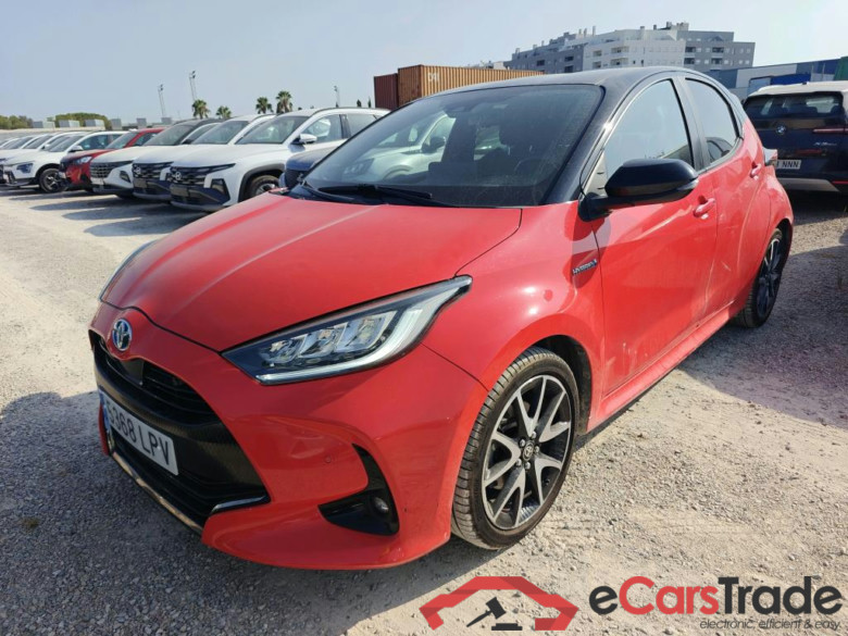 TOYOTA Yaris / 2020 / 5P / berlina con portón 1.5 120H Style P. Premier Edition #1