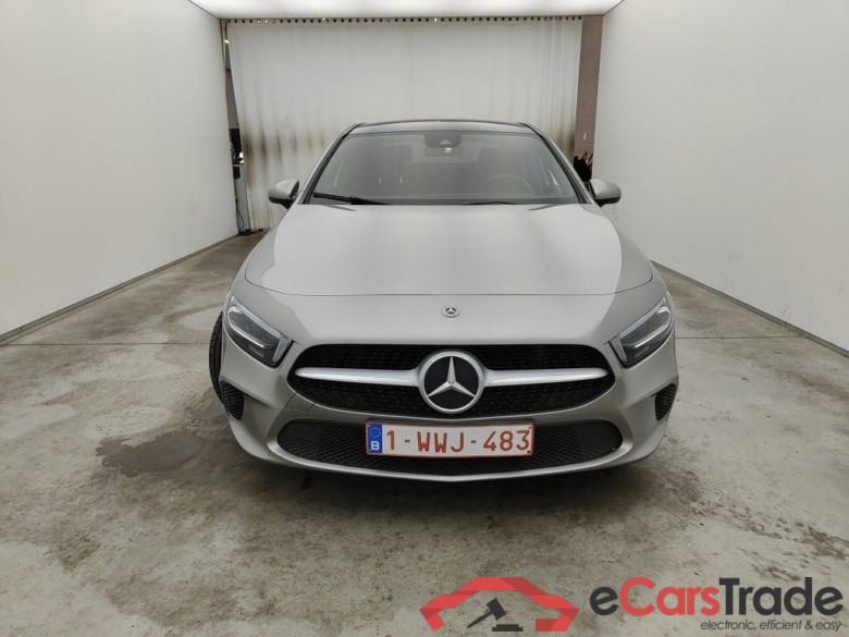 Mercedes-Benz A-Klasse Limousine A 180 d DCT Launch Edition 4d
