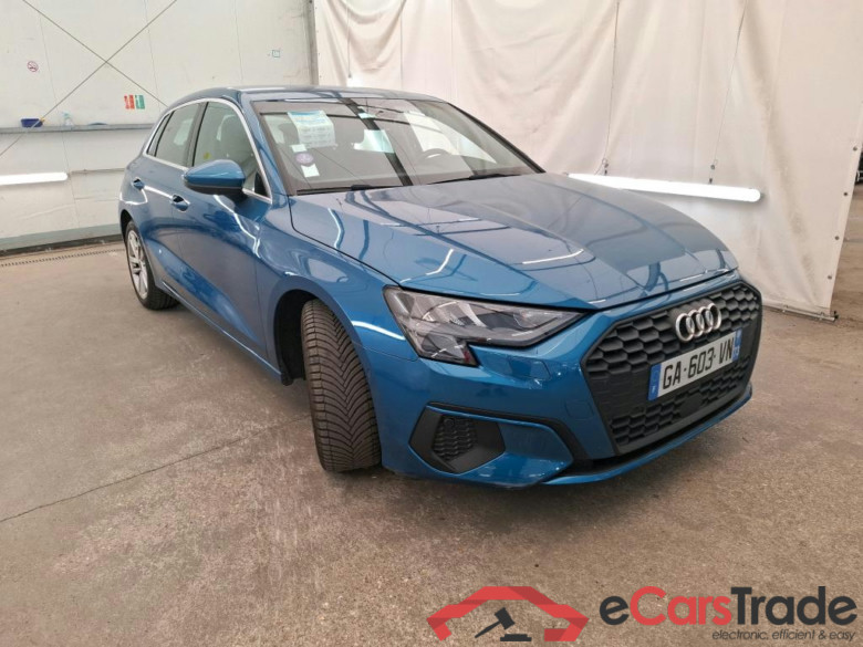 AUDI A3 Sportback / 2020 / 5P / Berline 35 TFSI 150 MHEV S Tronic Design #4