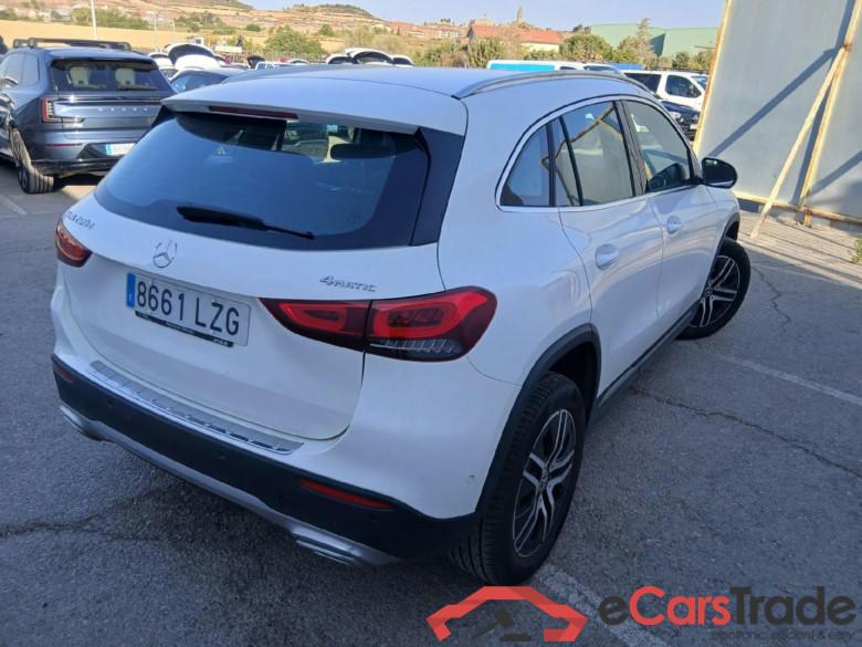 MERCEDES-BENZ GLA / 2020 / 5P / todoterreno GLA 200 D 4MATIC #2