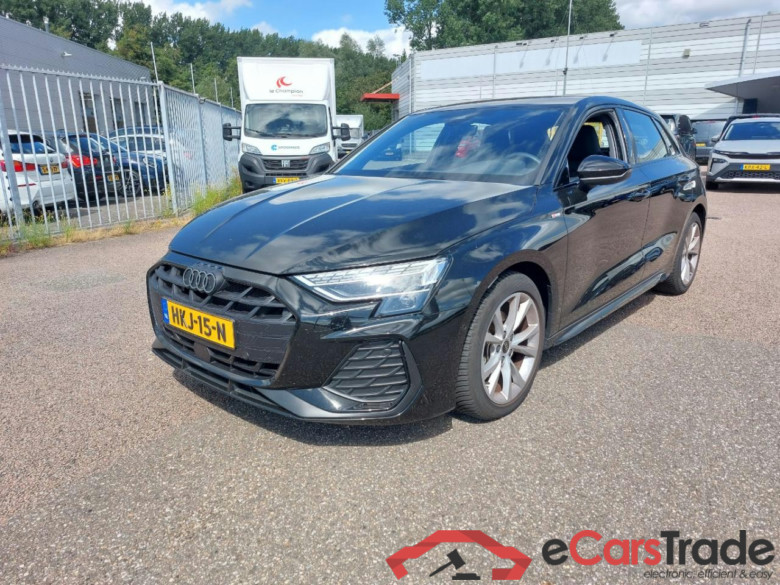 AUDI A3 SPORTBACK 30 TFSI S edition #1