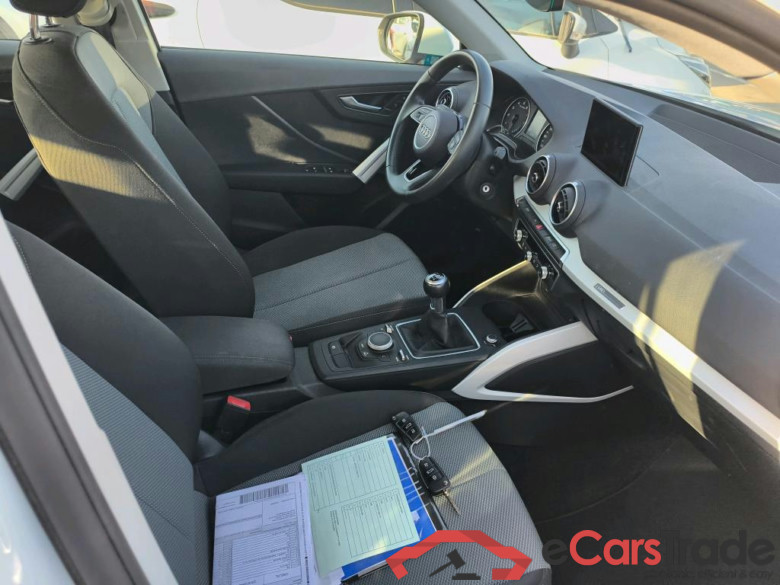 AUDI Q2 / 2016 / 5P / todoterreno Design 30 TFSI 85kW (116CV) (AC) #6