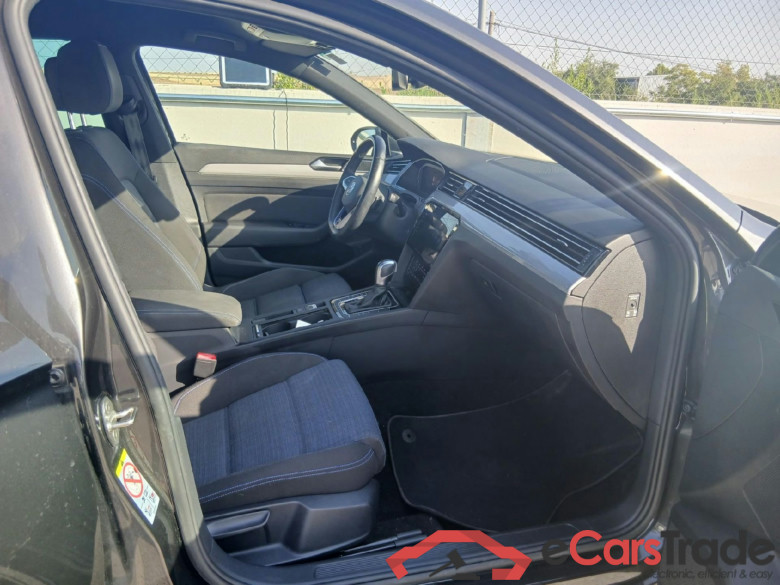 VOLKSWAGEN Passat / 2019 / 4P / sedán GTE 1.4 TSI e-Power 115kW + 85kW DSG #6