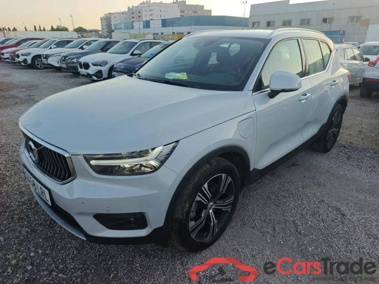 VOLVO XC40 / 2017 / 5P / todoterreno 1.5 T4 Twin Recharge Inscription Auto #1
