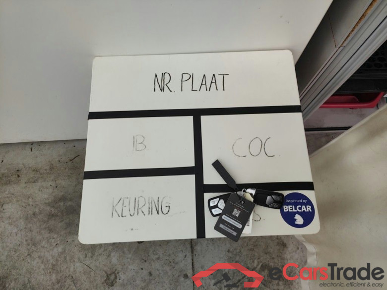 AUDI A4 AVANT DIESEL - 2020 40 TDi 204hp Quattro Advanced S tronic 5d #4