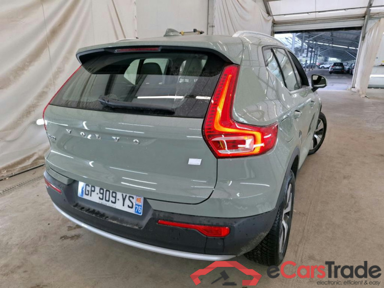 VOLVO XC40  2022  5P  SUV Recharge T4 211 DCT7 Start #4