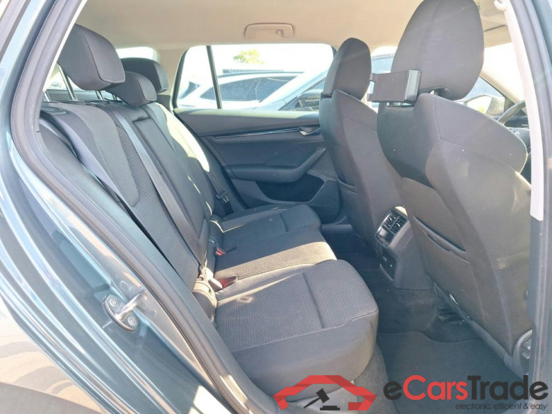 SKODA Octavia 2.0 CRTDI 85KW AMBITION #6