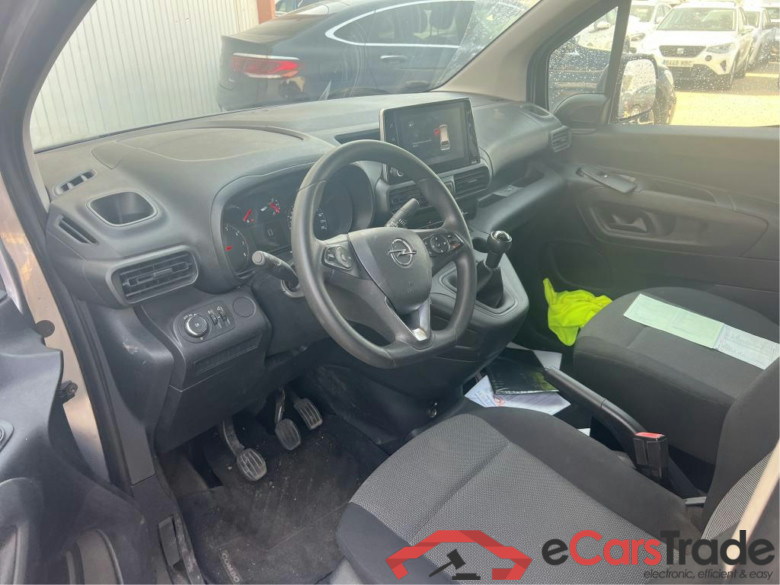 OPEL Combo / 2018 / 3P / furgón derivado de turismo 1.5 TD S/S 75kW (100CV) Express L H1 650 #3