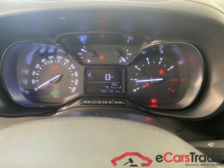 TOYOTA Proace City / 2019 / 4P / Fourgonnette 1.5 Medium 100 D-4D Business #5