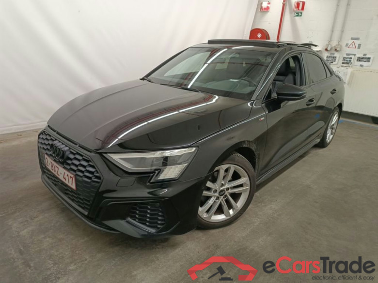 Audi A3 Berline 1.0 TFSi 30 81kW S tronic S line Bus. Ed 4d