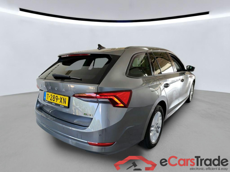 SKODA Octavia Combi 81 kW #6