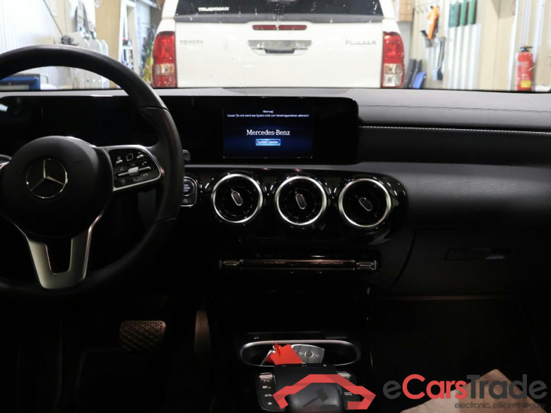 CLA -Klasse Shooting Brake CLA 200 d (118.612) 110KW AT8 E6d #3