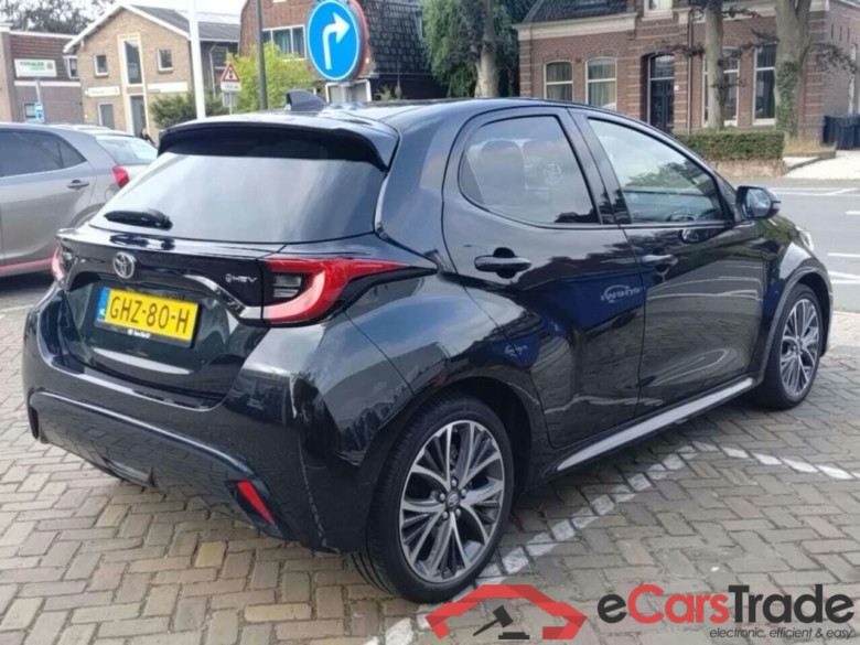 TOYOTA YARIS 1.5 Hybrid 130 Executive #4