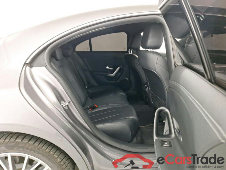 MERCEDES-BENZ CLA 1.3 CLA 250 E BUSINESS SOLUTION DCT #6