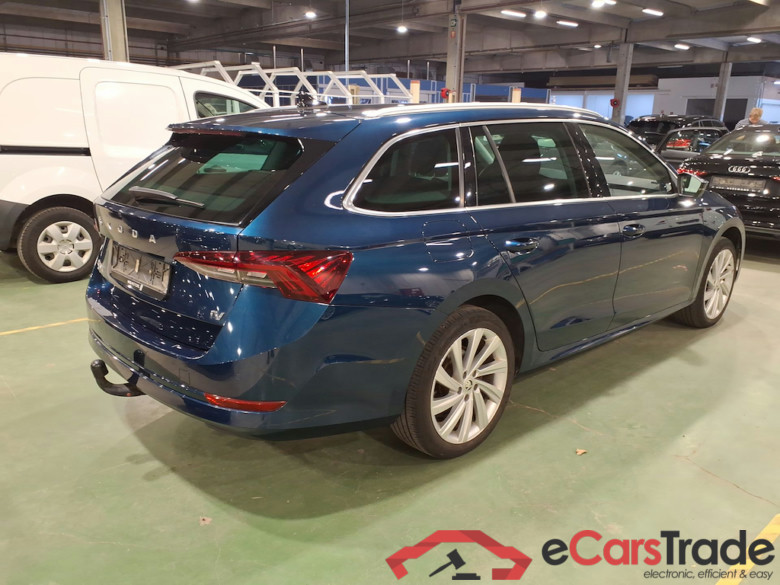 SKODA OCTAVIA COMBI 1.4 TSI PHEV 150KW DSG AMBITION #4