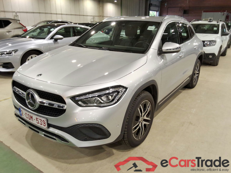 MERCEDES-BENZ GLA 1.3 GLA 250 E DCT BUSINESS SOLUTION
