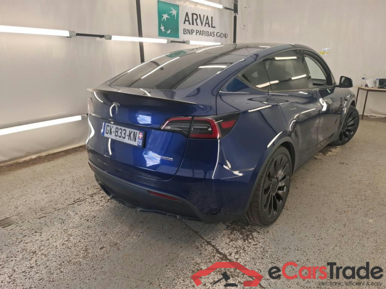 TESLA Model Y / 2020 / 5P / SUV Performance Dual-Motor AWD #4