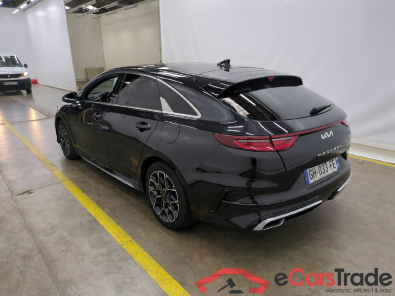 KIA ProCeed / 2021 / 5P / Break 1.5 T-GDI 160 ISG GT LINE PREMIUM DCT7 #2