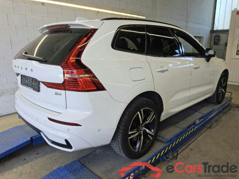 Volvo XC60 (03.2017->) DE - SUV5 B4 (Benzin) 2WD EU6d, R-Design Mild-Hybrid, (Facelift) 2021 - 2022 #3