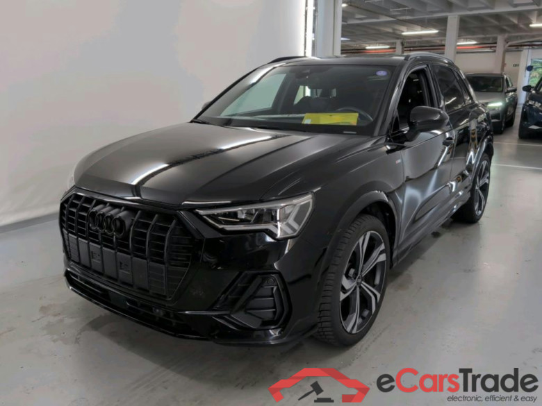 AUDI Q3 1.5 35 TFSI S TRONIC SPORT EDITION
