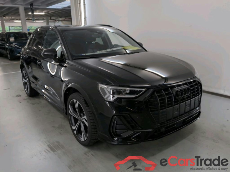 AUDI Q3 1.5 35 TFSI S TRONIC SPORT EDITION #2