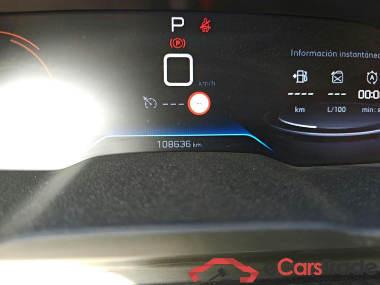 PEUGEOT 508 / 2018 / 5P / berlina con portón 5P Active Pack BlueHDi 130 S&S EAT8 #5