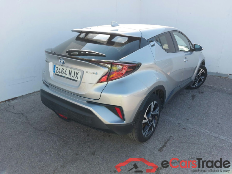 TOYOTA C-HR / 2019 / 5P / todoterreno 1.8 125H Advance #2