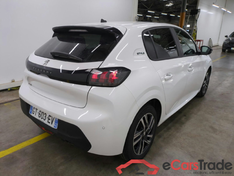 208 Style 1.2 PureTech 75CV BVM5 E6d #3