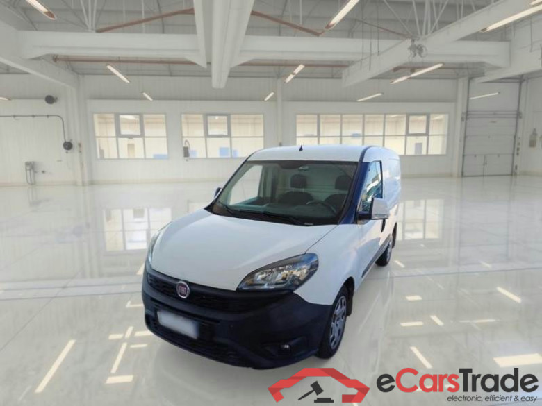 FIAT DOBLÒ CARGO / 2014 / 4P / VETT. FURGONATA 1.6 MULTIJET 16V 105CV SX EURO 6