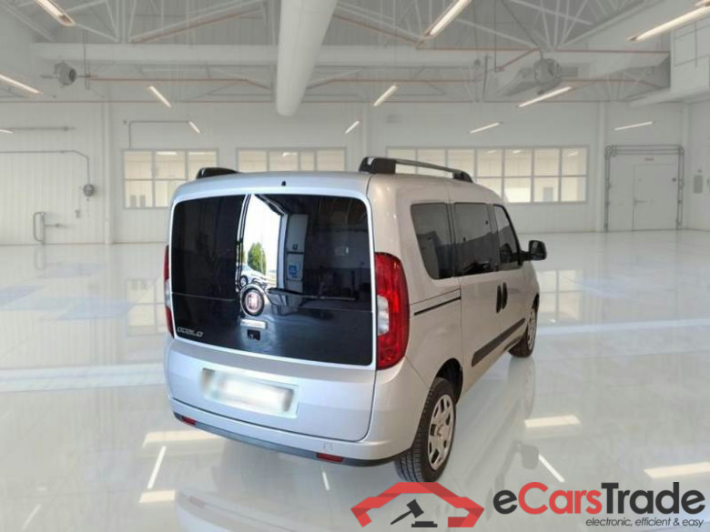 FIAT DOBLÒ CARGO / 2014 / 5P / COMBI CH1 LOUNGE 1.6 MJET 120CV E6D-F N1 #2