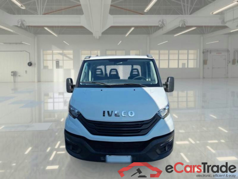 IVECO DAILY / 2021 / 2P / CABINATO 35C14H 3750 QUAD-TOR RG #6